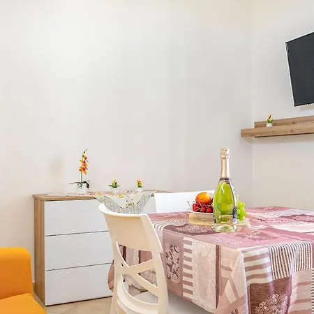Con Piscina, Parcheggio Privato E Wifi *